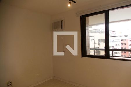 Apartamento à venda com 284m², 4 quartos e 3 vagas Apartamento à venda com 284m², 4 quartos e 3 vagasQuarto 1
