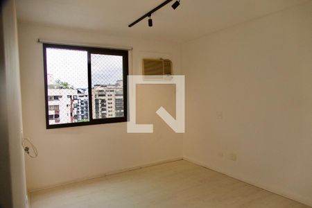 Apartamento à venda com 284m², 4 quartos e 3 vagas Apartamento à venda com 284m², 4 quartos e 3 vagasSuíte 1