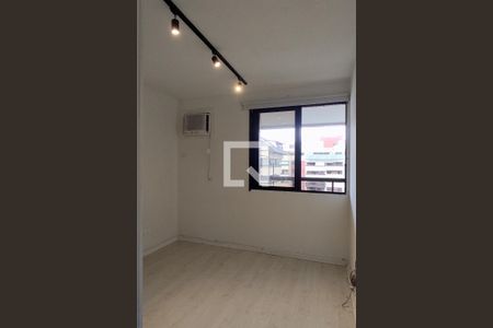 Apartamento à venda com 284m², 4 quartos e 3 vagas Apartamento à venda com 284m², 4 quartos e 3 vagasQuarto 1