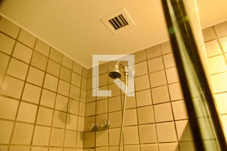 Apartamento à venda com 284m², 4 quartos e 3 vagas Apartamento à venda com 284m², 4 quartos e 3 vagasSuíte 1 banheiro