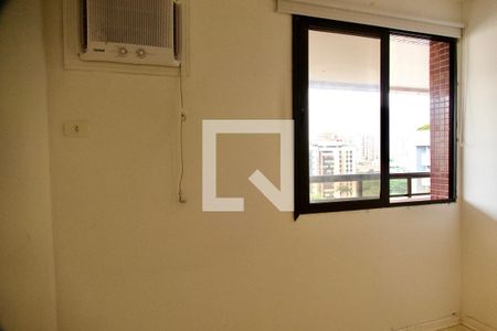 Apartamento à venda com 284m², 4 quartos e 3 vagas Apartamento à venda com 284m², 4 quartos e 3 vagasQuarto 1