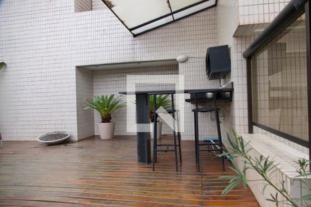 Apartamento à venda com 284m², 4 quartos e 3 vagas Apartamento à venda com 284m², 4 quartos e 3 vagasCobertura