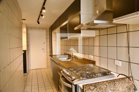 Apartamento à venda com 284m², 4 quartos e 3 vagas Apartamento à venda com 284m², 4 quartos e 3 vagasCozinha