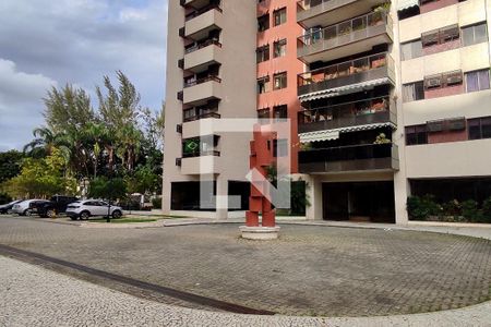 Apartamento à venda com 284m², 4 quartos e 3 vagas Apartamento à venda com 284m², 4 quartos e 3 vagasÁrea Comum - Playground