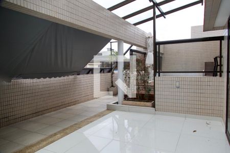 Apartamento à venda com 284m², 4 quartos e 3 vagas Apartamento à venda com 284m², 4 quartos e 3 vagasCobertura