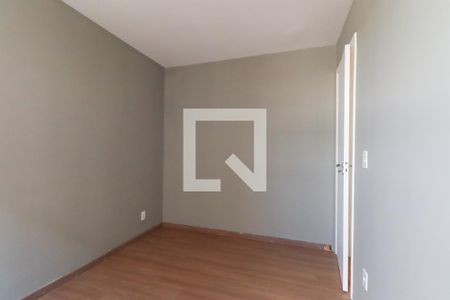Quarto 1 de apartamento para alugar com 2 quartos, 50m² em Iná, São José dos Pinhais