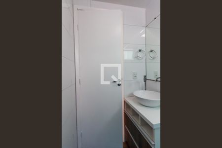 Banheiro Social de apartamento para alugar com 2 quartos, 50m² em Iná, São José dos Pinhais