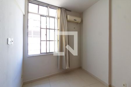 Quarto 1 de apartamento para alugar com 2 quartos, 51m² em Centro, Rio de Janeiro