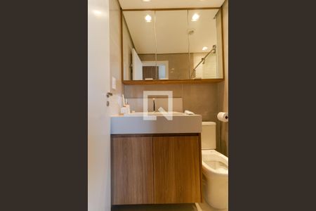 Apartamento à venda com 130m², 3 quartos e 2 vagasBanheiro da Suíte 01