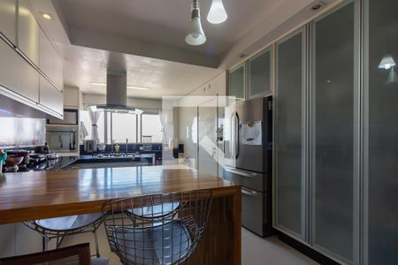 Apartamento à venda com 300m², 5 quartos e 3 vagasCozinha 
