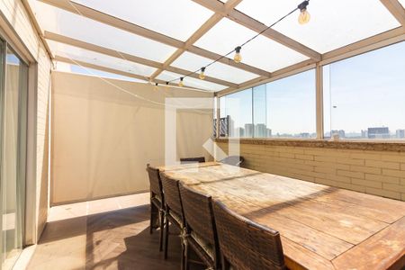 Apartamento à venda com 300m², 5 quartos e 3 vagasCobertura