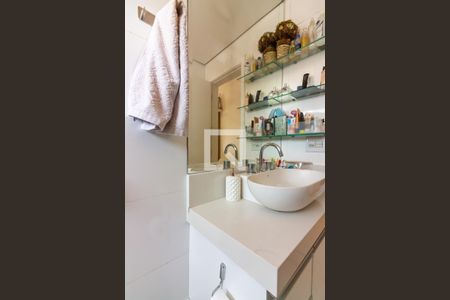 Apartamento à venda com 300m², 5 quartos e 3 vagasBanheiro da Suíte 3