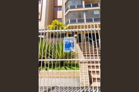 Apartamento à venda com 300m², 5 quartos e 3 vagasPlaca de Anuncio 