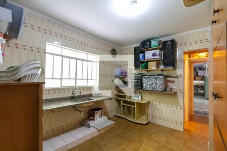 Casa à venda com 206m², 3 quartos e 3 vagasCozinha de Baixo