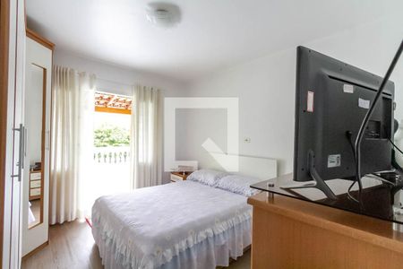 Casa à venda com 206m², 3 quartos e 3 vagasSuíte