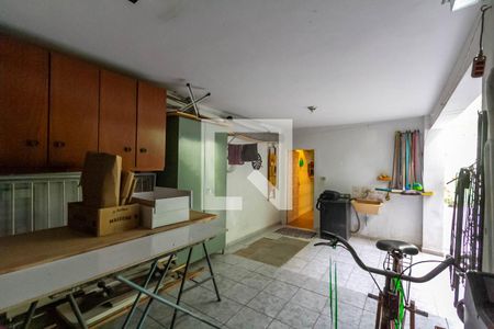 Casa à venda com 206m², 3 quartos e 3 vagasQuintal