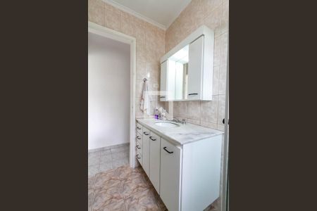 Casa à venda com 206m², 3 quartos e 3 vagasBanheiro Social 1