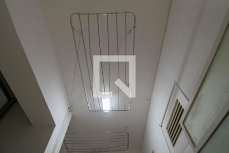 Apartamento à venda com 225m², 5 quartos e 1 vagaÁrea de Serviço
