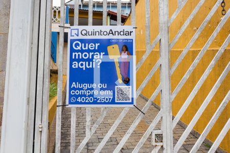 Casa à venda com 100m², 3 quartos e 2 vagasFachada