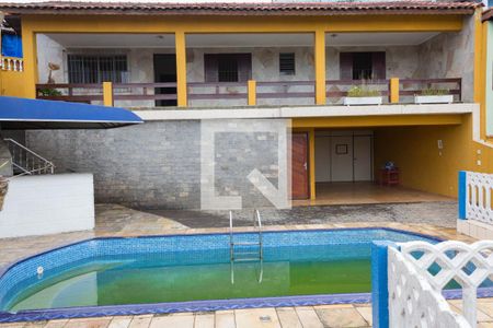 Casa à venda com 100m², 3 quartos e 2 vagasÁrea comum