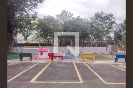 Apartamento para alugar com 74m², 3 quartos e 2 vagasÁrea comum - Playground