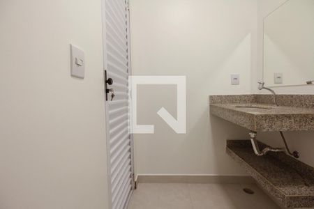 Apartamento para alugar com 37m², 1 quarto e sem vagaBanheiro 