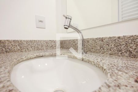 Apartamento para alugar com 37m², 1 quarto e sem vagaBanheiro 