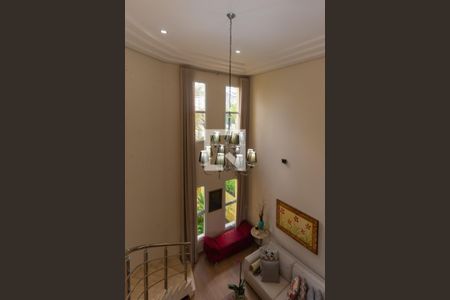 Sala de Estar de casa de condomínio para alugar com 5 quartos, 309m² em Swiss Park, Campinas