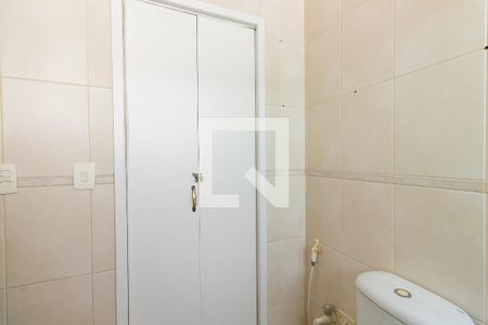 Casa para alugar com 99m², 3 quartos e 2 vagasBanheiro 1