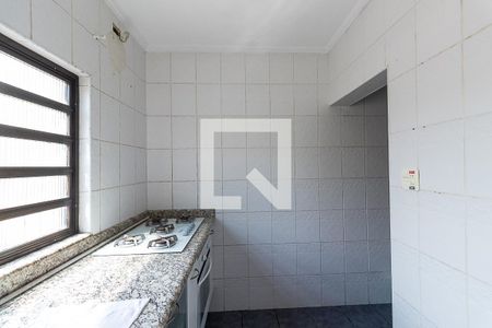 Casa para alugar com 99m², 3 quartos e 2 vagasCozinha