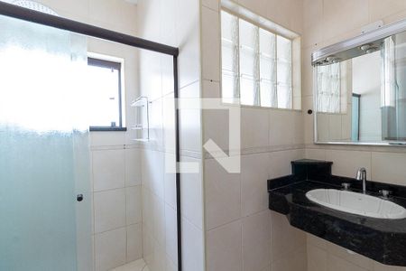 Casa para alugar com 99m², 3 quartos e 2 vagasBanheiro 1