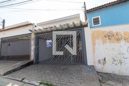 Casa para alugar com 99m², 3 quartos e 2 vagasFachada