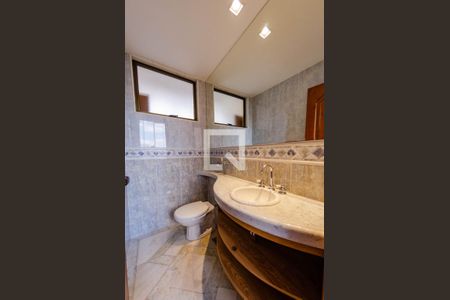 Lavabo de apartamento para alugar com 3 quartos, 210m² em Buritis, Belo Horizonte