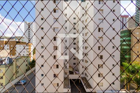 Apartamento para alugar com 210m², 3 quartos e 3 vagas Apartamento para alugar com 210m², 3 quartos e 3 vagasVista