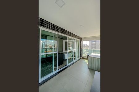 Apartamento para alugar com 55m², 1 quarto e 2 vagas Apartamento para alugar com 55m², 1 quarto e 2 vagasVaranda da Sala/Quarto