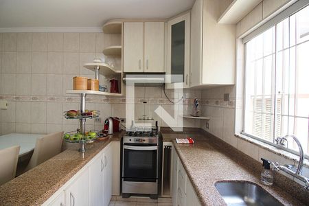 Casa à venda com 320m², 4 quartos e 3 vagasCozinha