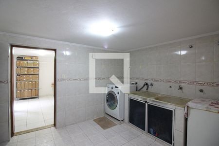 Casa à venda com 320m², 4 quartos e 3 vagasÁrea de Serviço