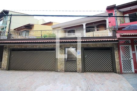 Casa à venda com 320m², 4 quartos e 3 vagasFachada