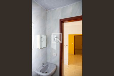 Casa para alugar com 45m², 1 quarto e sem vagaBanheiro