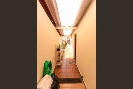 Casa à venda com 180m², 3 quartos e 4 vagasCorredor 