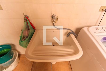 Casa à venda com 180m², 3 quartos e 4 vagasÁrea de Serviço