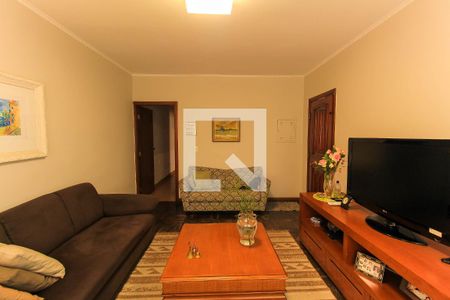 Sala  de casa à venda com 3 quartos, 180m² em Vila Bertioga, São Paulo