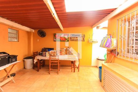 Casa à venda com 180m², 3 quartos e 4 vagasÁrea Gourmet