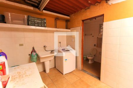 Casa à venda com 180m², 3 quartos e 4 vagasÁrea de Serviço