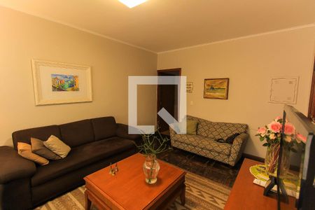 Sala  de casa à venda com 3 quartos, 180m² em Vila Bertioga, São Paulo