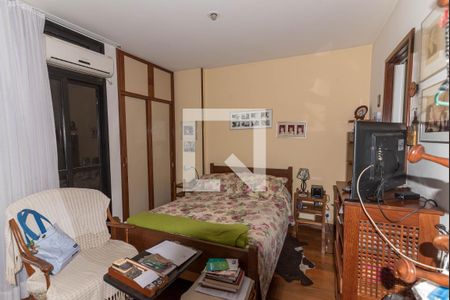 Apartamento à venda com 120m², 3 quartos e 2 vagasSuíte 1