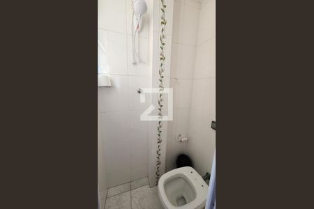 Apartamento para alugar com 97m², 3 quartos e sem vaga Apartamento para alugar com 97m², 3 quartos e sem vagaBanheiro de serviço