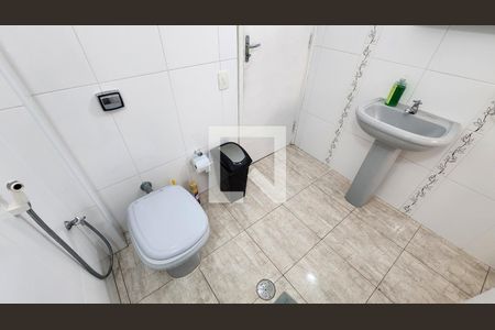 Apartamento para alugar com 97m², 3 quartos e sem vaga Apartamento para alugar com 97m², 3 quartos e sem vagaBanheiro