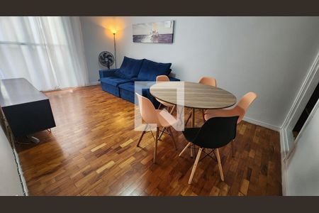 Sala de apartamento para alugar com 3 quartos, 97m² em Gonzaga, Santos