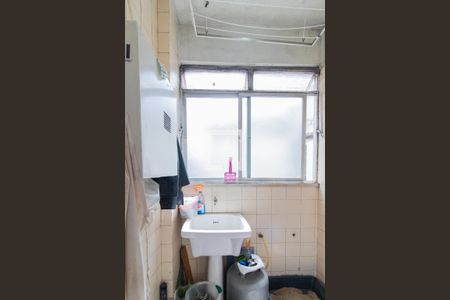 Cozinha e Área de Serviço de apartamento à venda com 2 quartos, 64m² em Santana, Porto Alegre